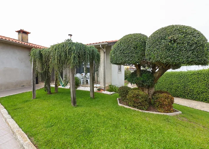 Casa Maria Marinhas (Braga)