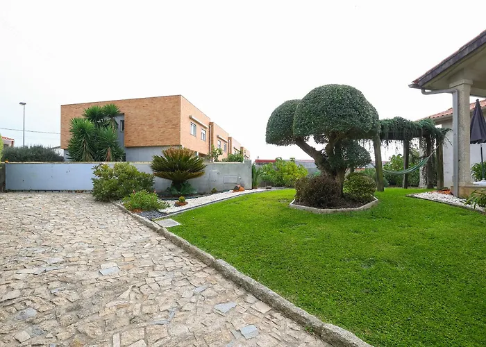 Casa Maria Marinhas (Braga)